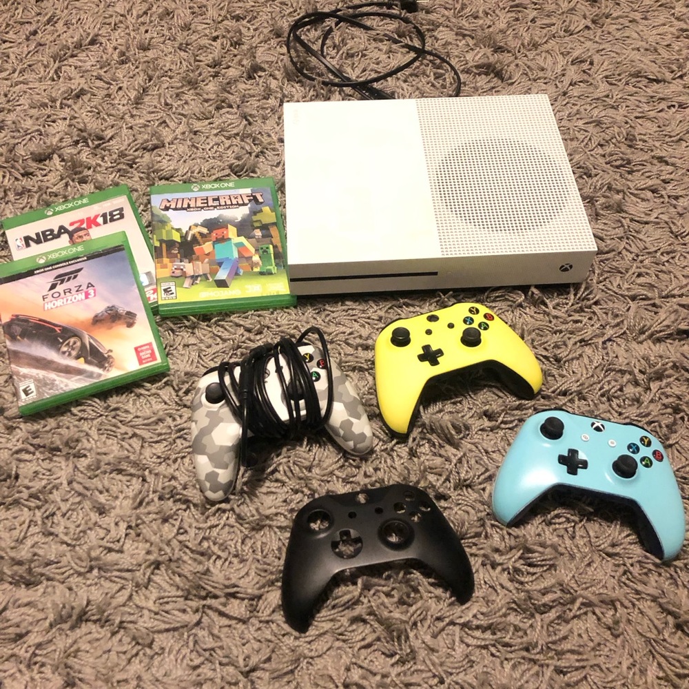 Xbox One S